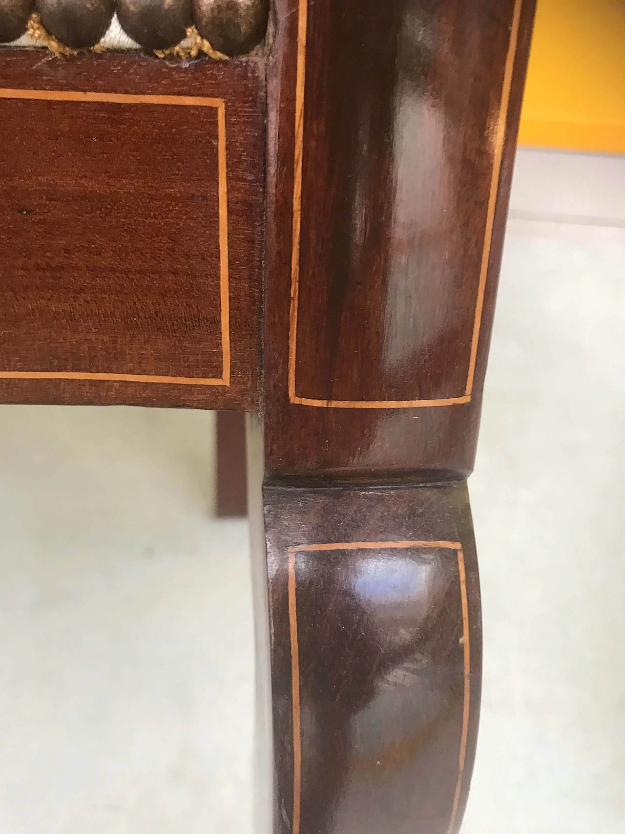 Charles X French armchair in mahogany with maple fillets, first half 19th century 1175078