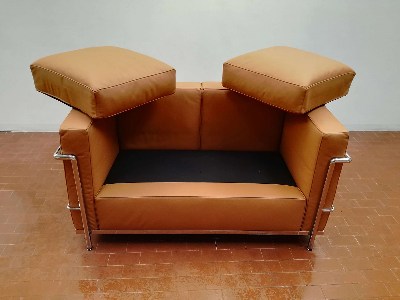 Leather and steel sofa 1176214