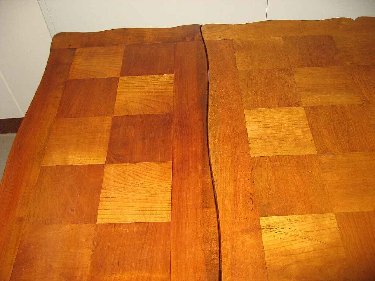 Extending cherry wood table, 1930s 1176352
