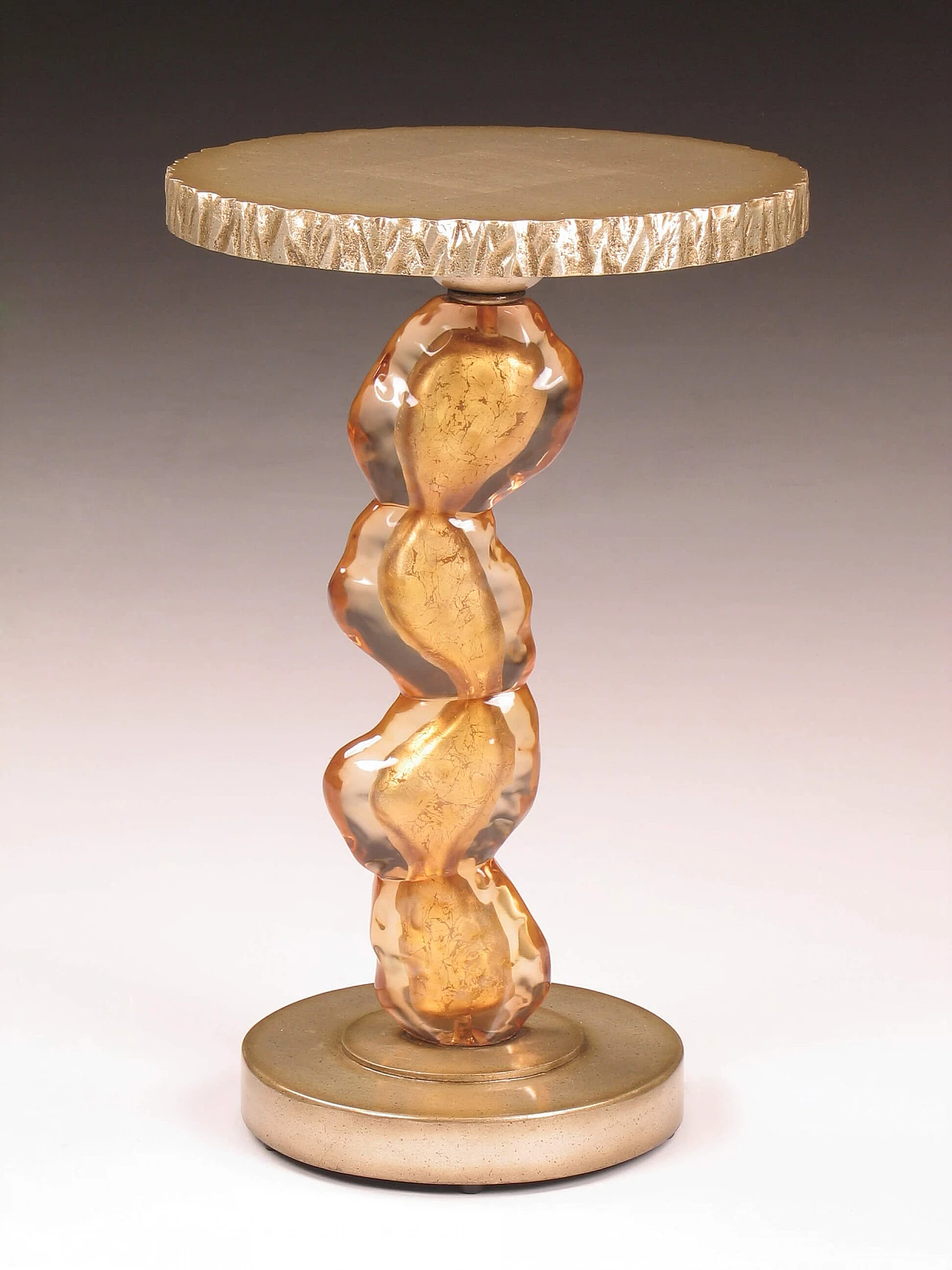 Tavolino in resina con inserti in oro con base e top in argento di Lam Lee Group Dallas, anni '90 1176569