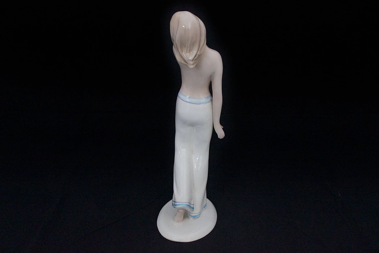 Ceramic figure of a Girl from Ronzan, 1950s 1176876