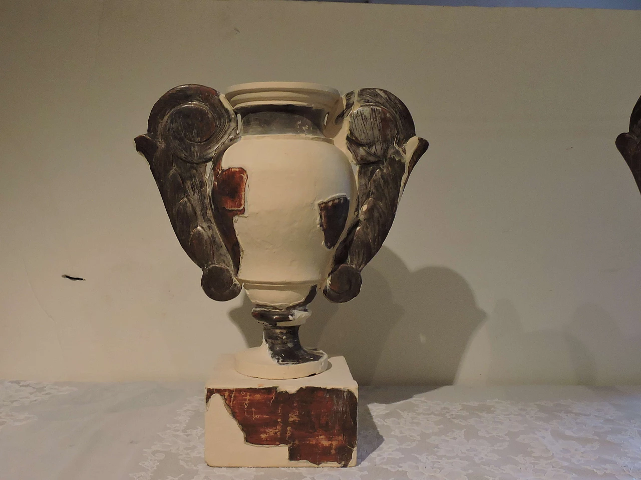 Pair of palmieri in wood and silver leaf, '700 1177087