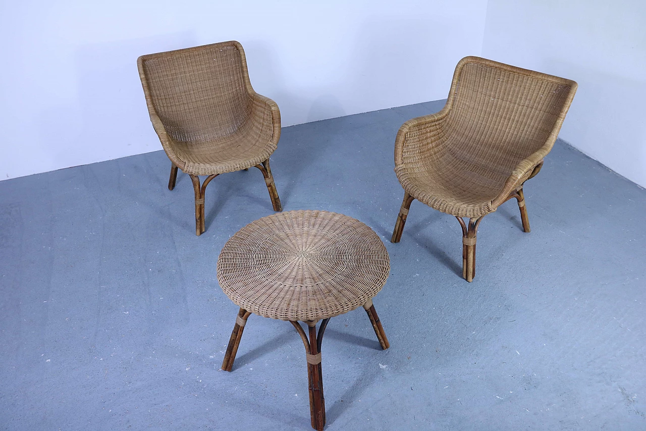 Set of 2 wicker armchairs and 1 coffee table, 50s 1177406