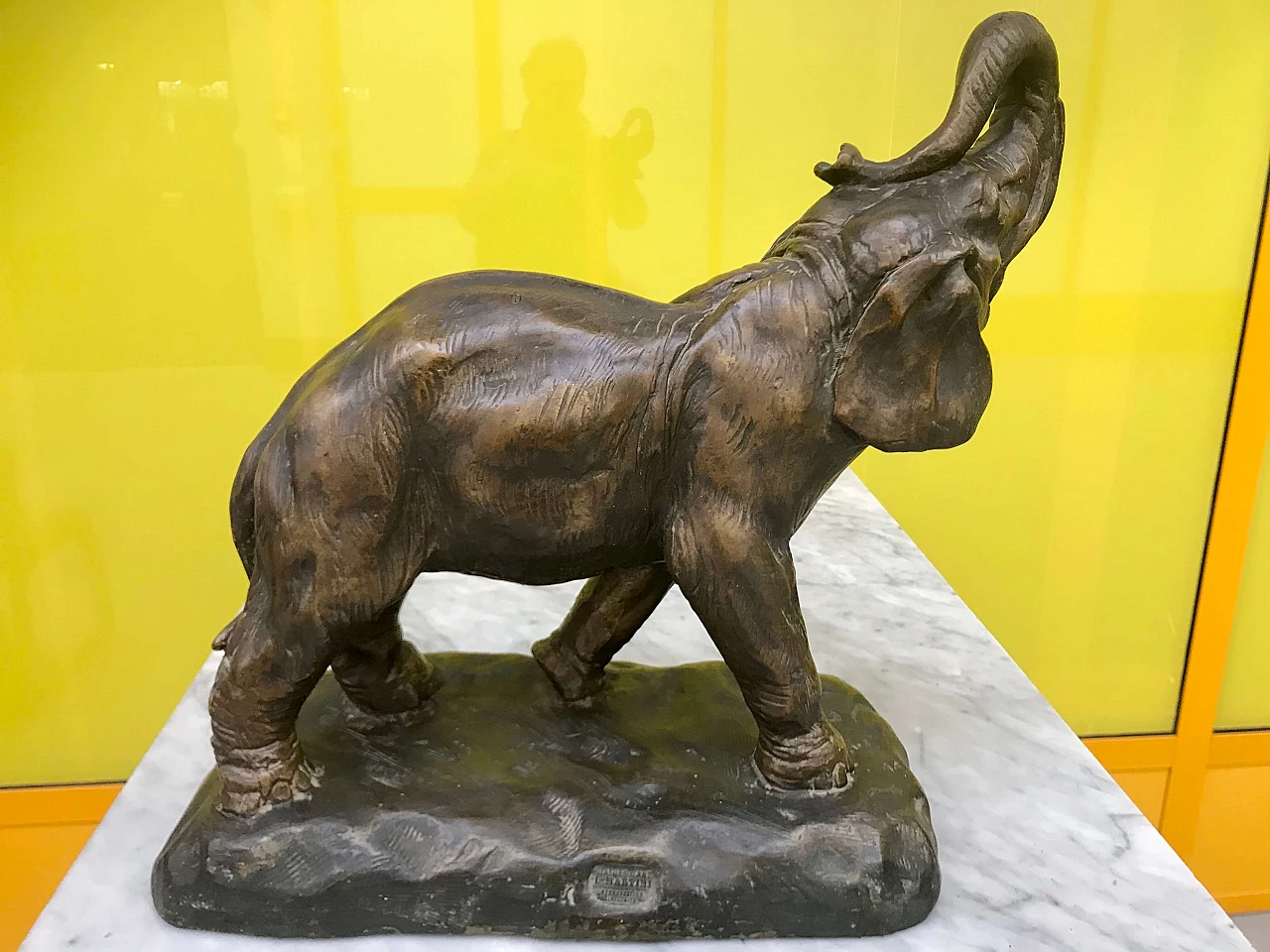 Scultura in Terracotta patinata di Thomas François Cartier “Elephant en furiè” originale primi '900 1177720