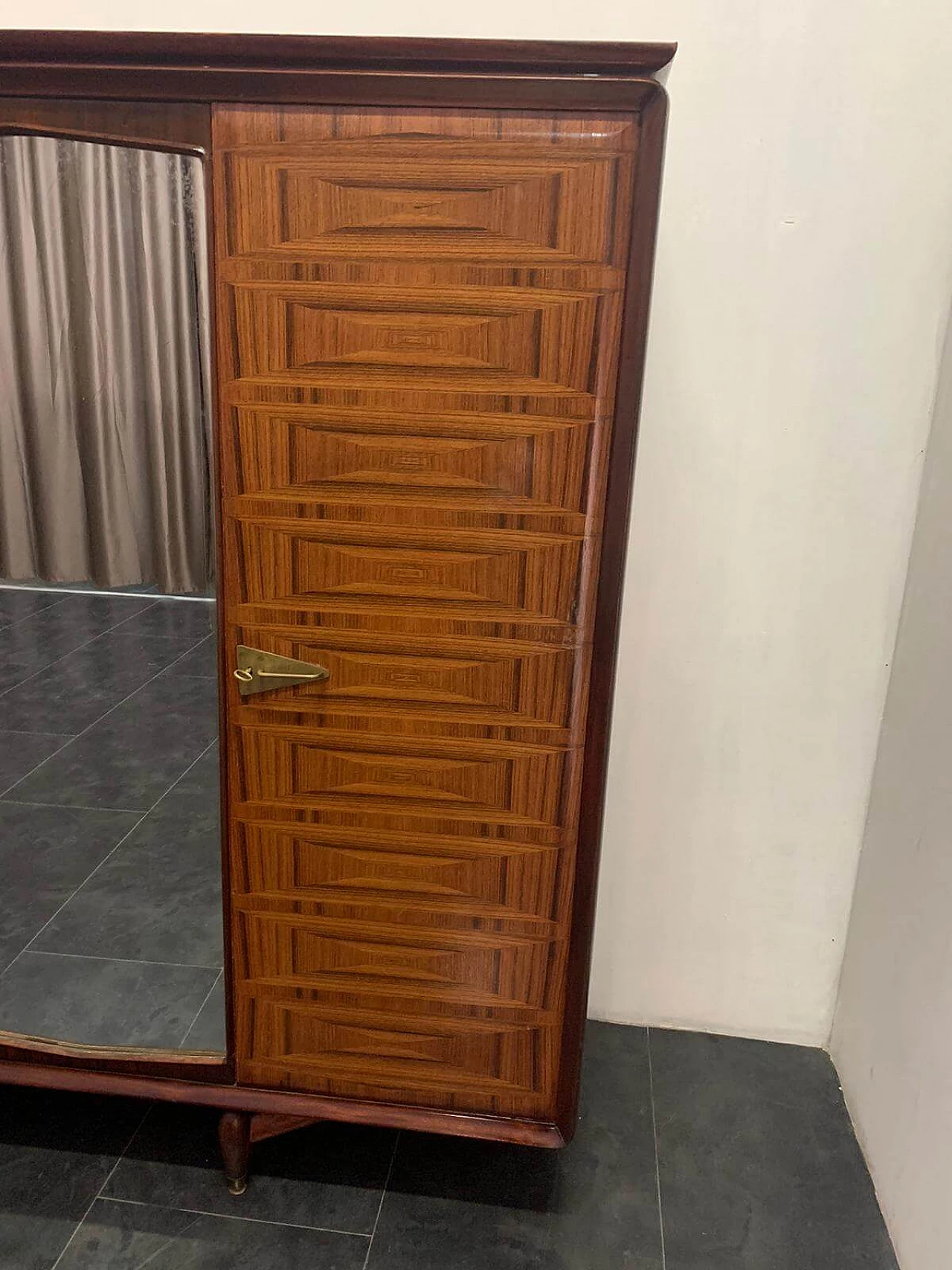 Inlaid rosewood wardrobe from Dassi, 1950s 1178189