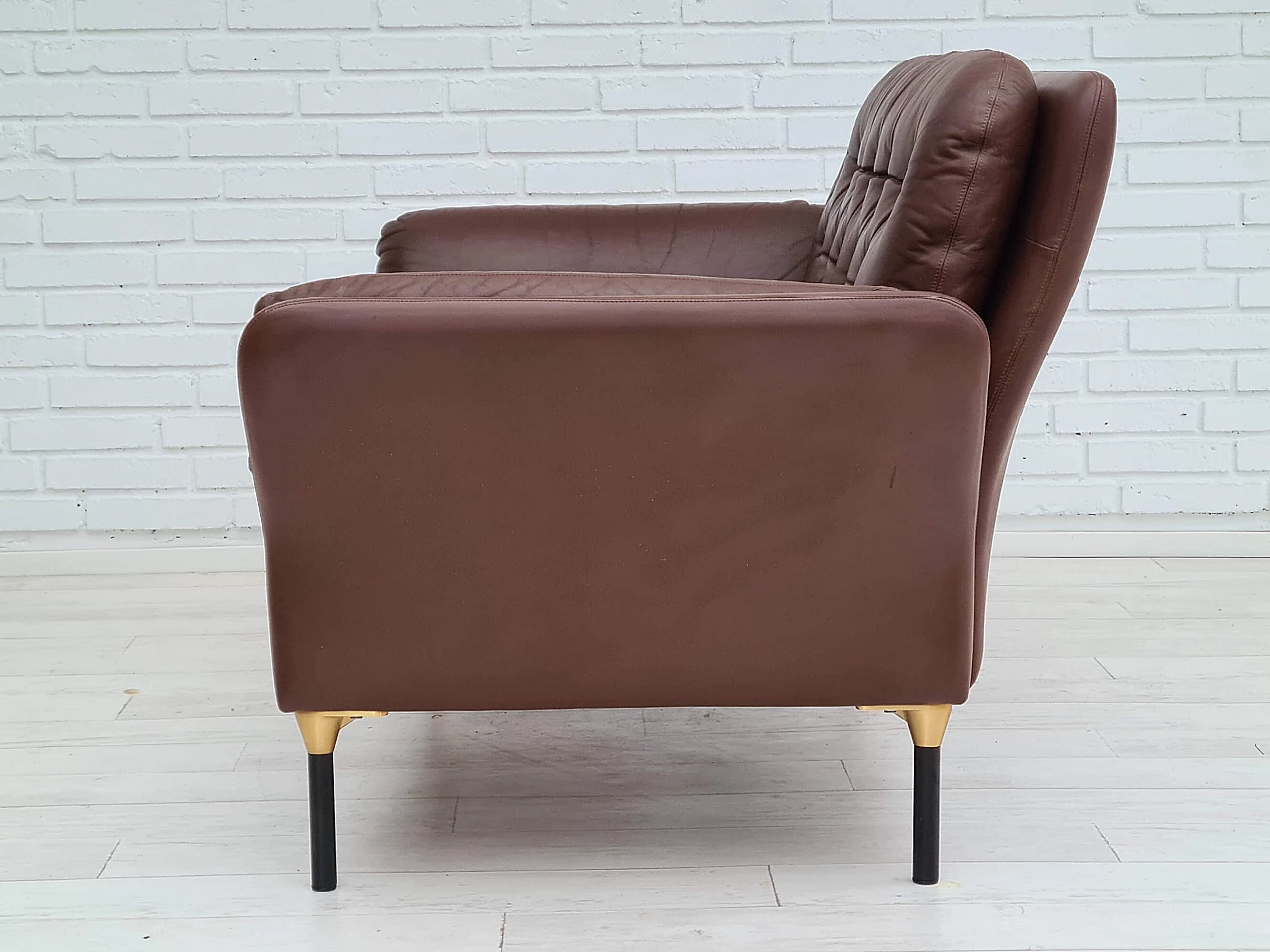 Sofa in brown leather, 70s 1179681