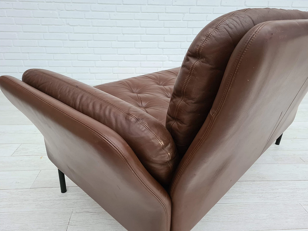 Sofa in brown leather, 70s 1179683