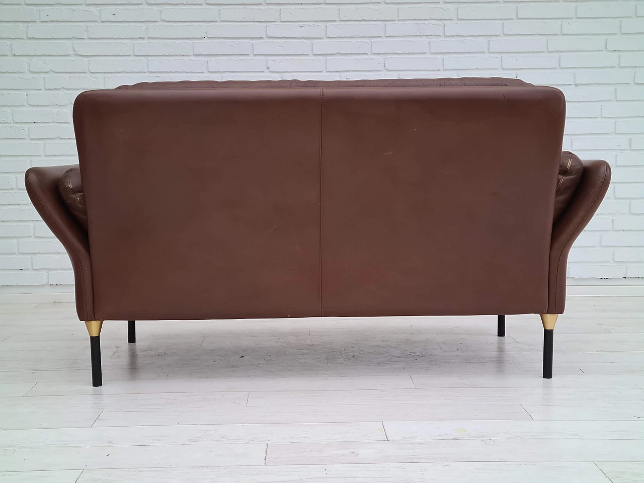 Sofa in brown leather, 70s 1179684