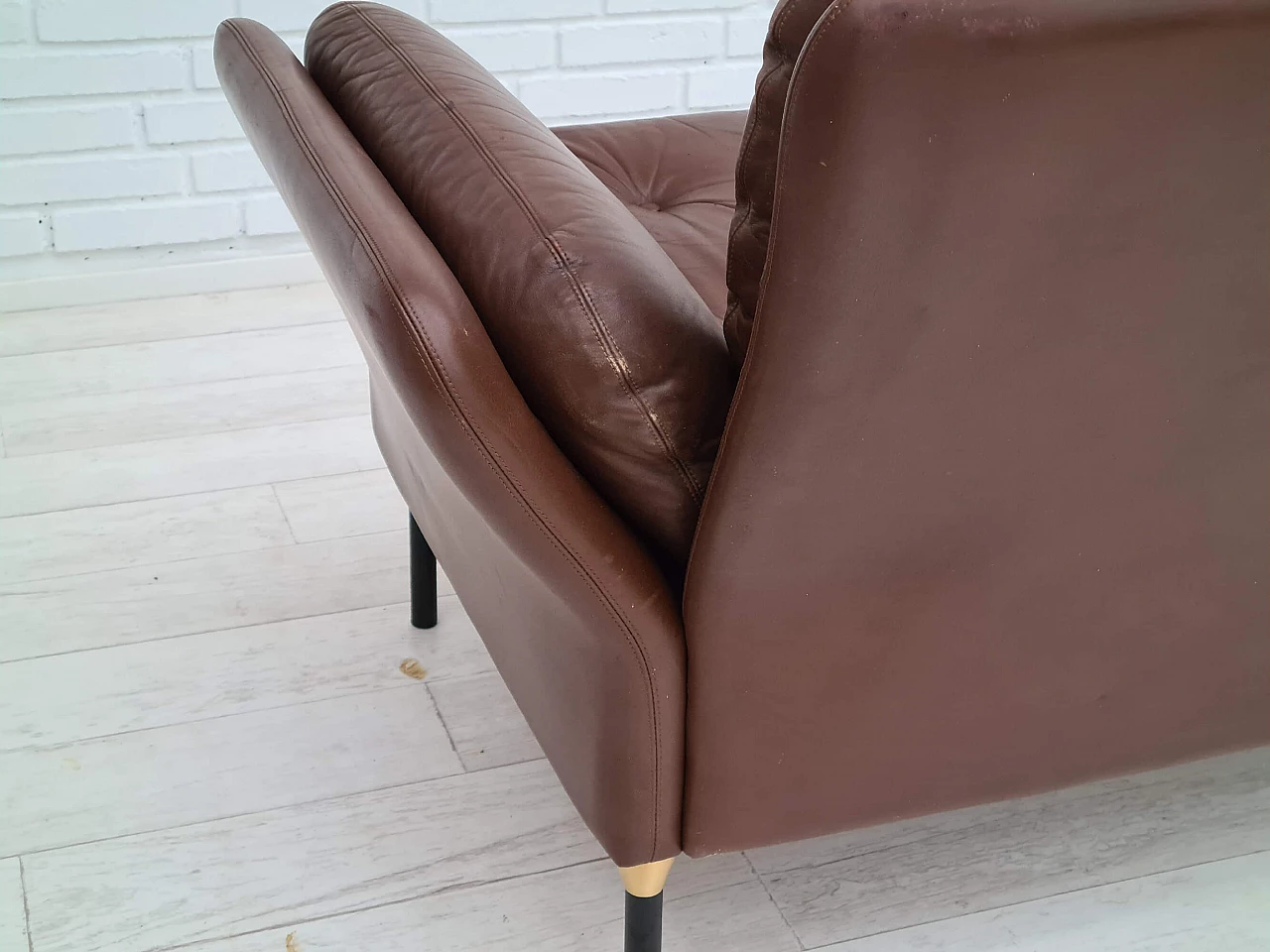 Sofa in brown leather, 70s 1179685