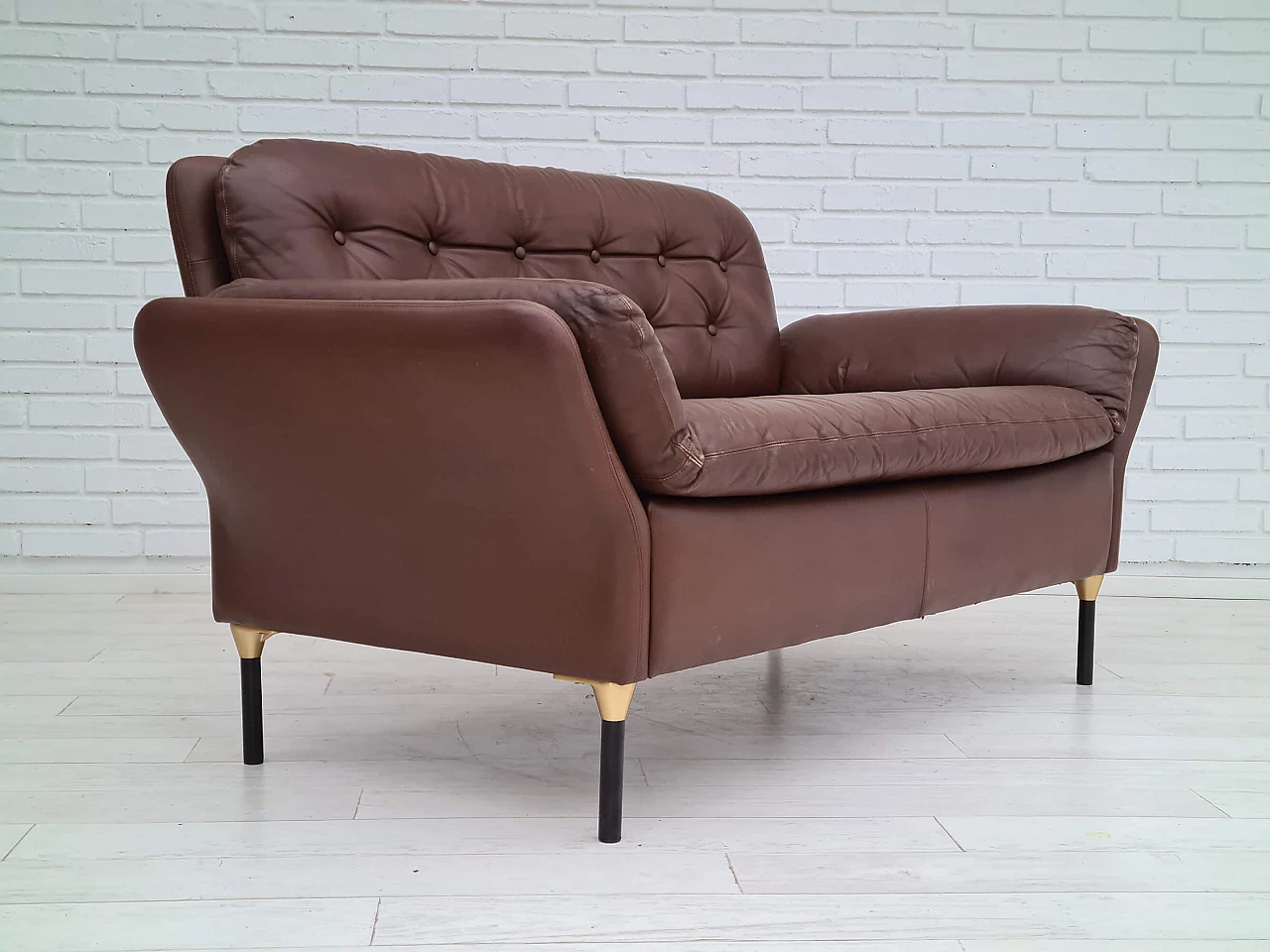 Sofa in brown leather, 70s 1179689