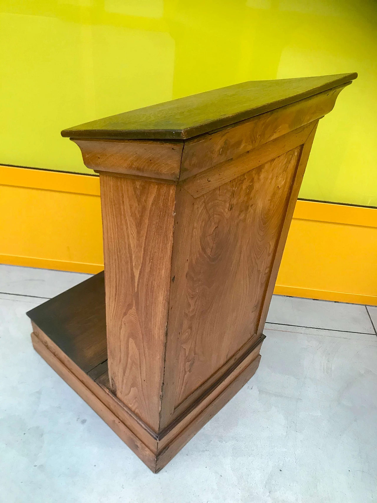 Inginocchiatoio da centro Carlo X in radica d’Olmo e Rovere, originale '800 1180030