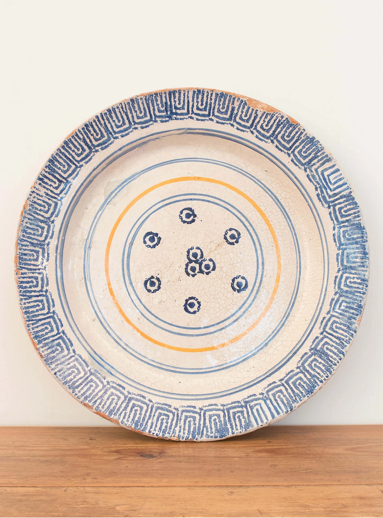 Laterza ceramic plate, Puglia region, 18th century 1084706