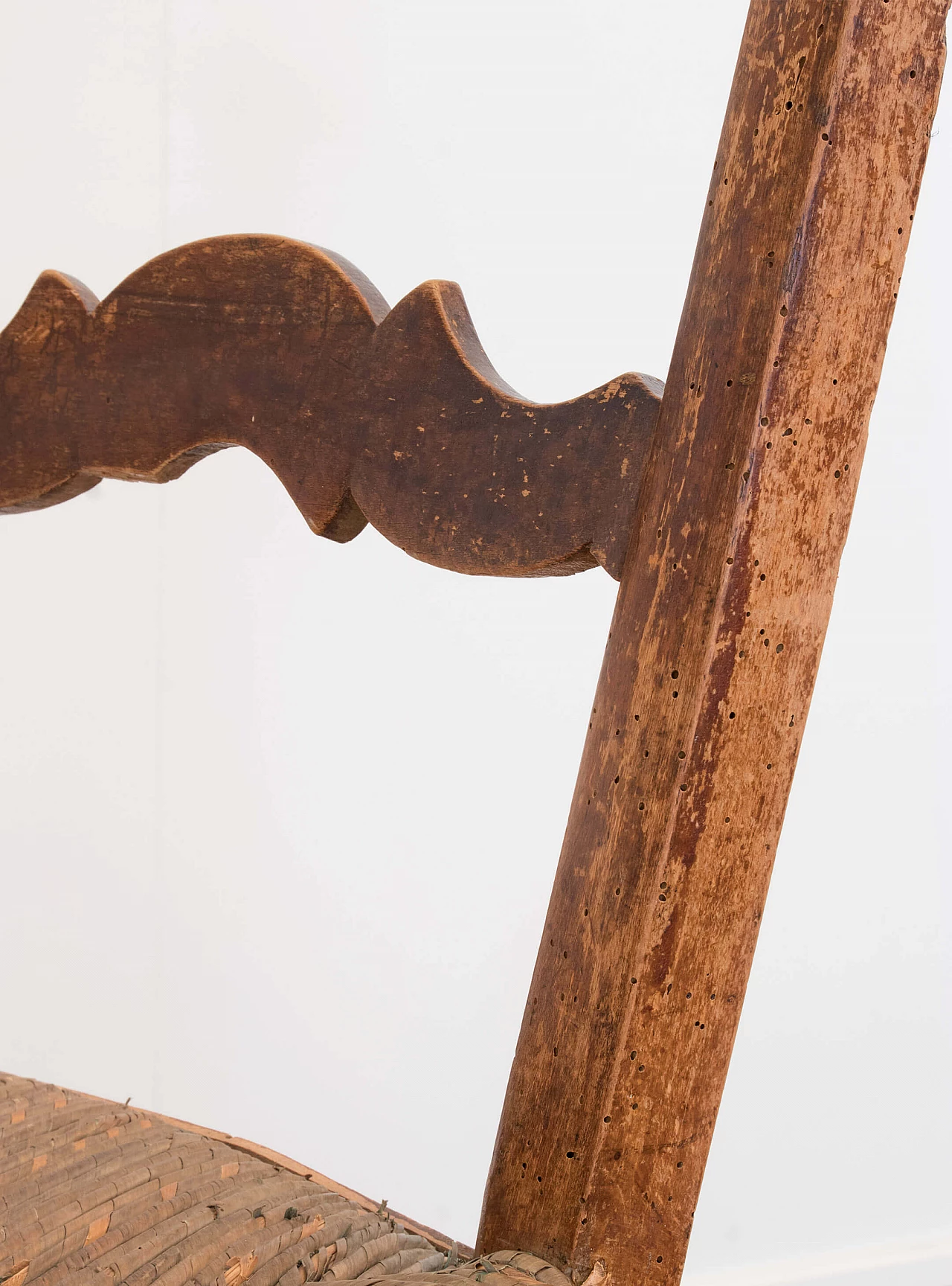 Rustic chair with sabre legs 1084746