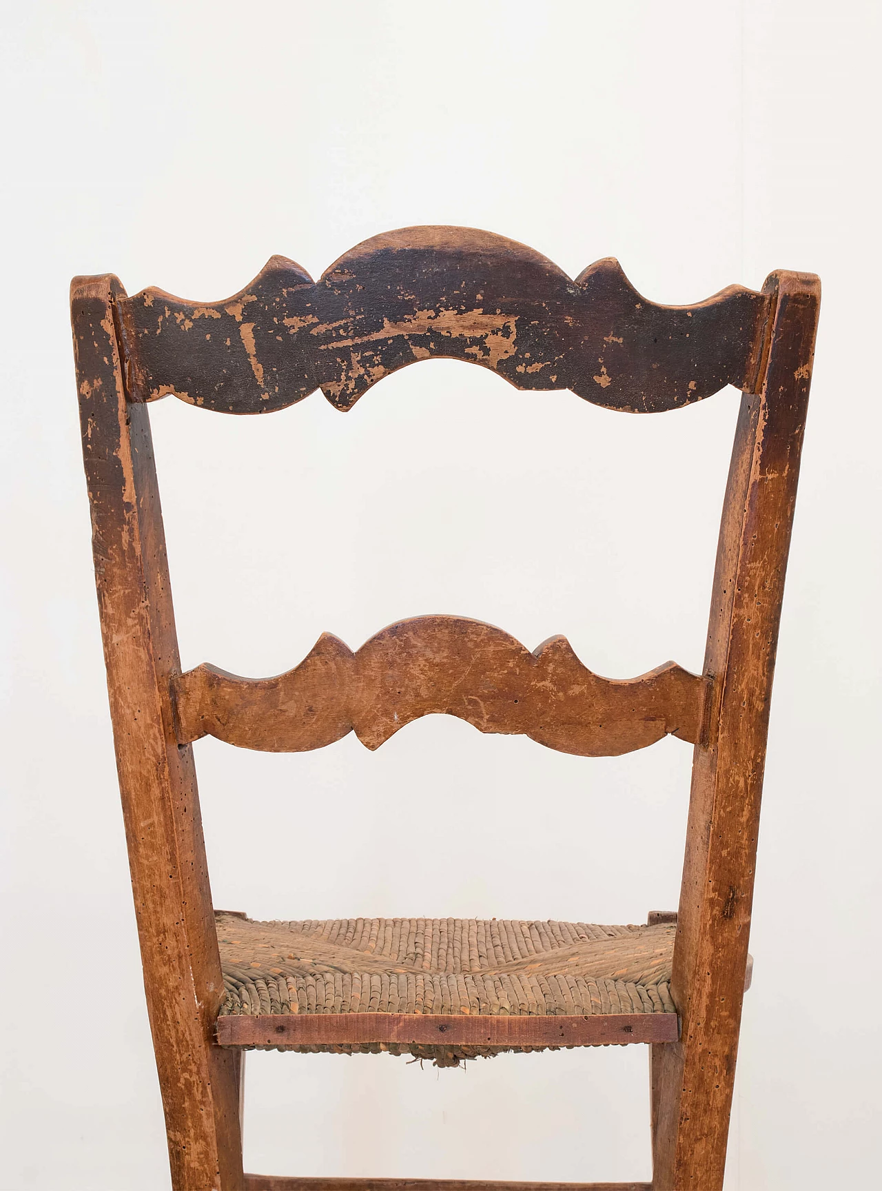 Rustic chair with sabre legs 1084747