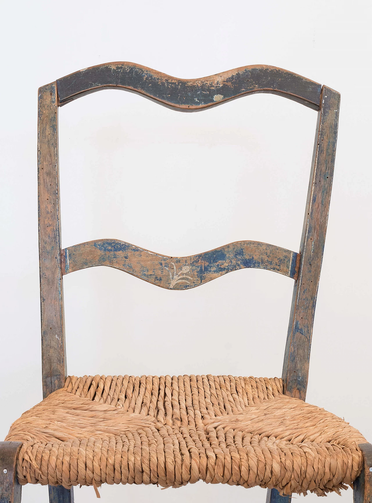 Rustic blue chair with saber legs, early 1900's 1084779