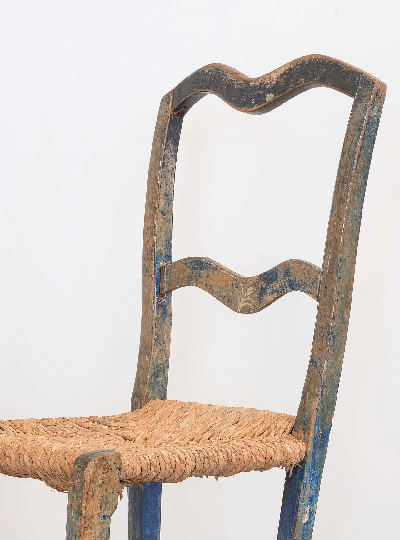 Rustic blue chair with saber legs, early 1900's 1084780