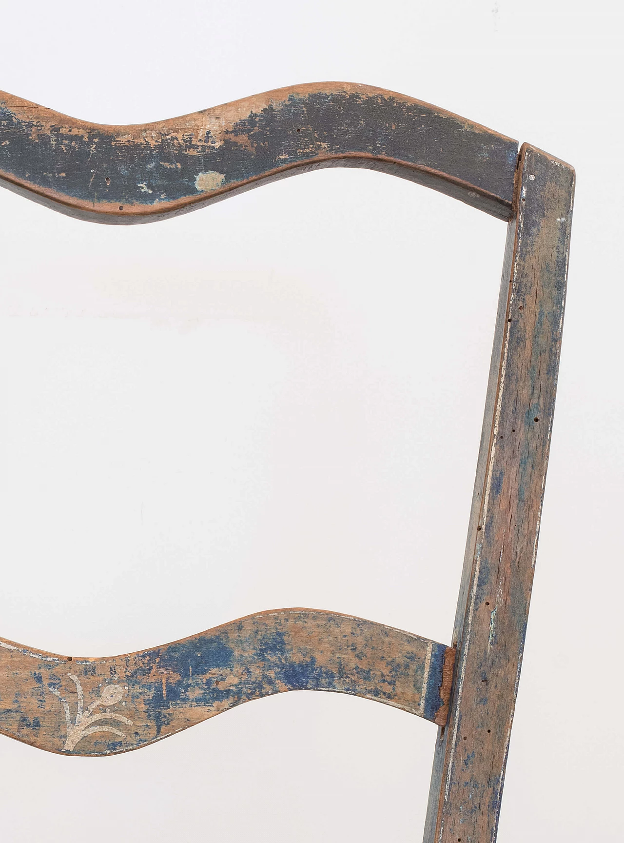 Rustic blue chair with saber legs, early 1900's 1084782