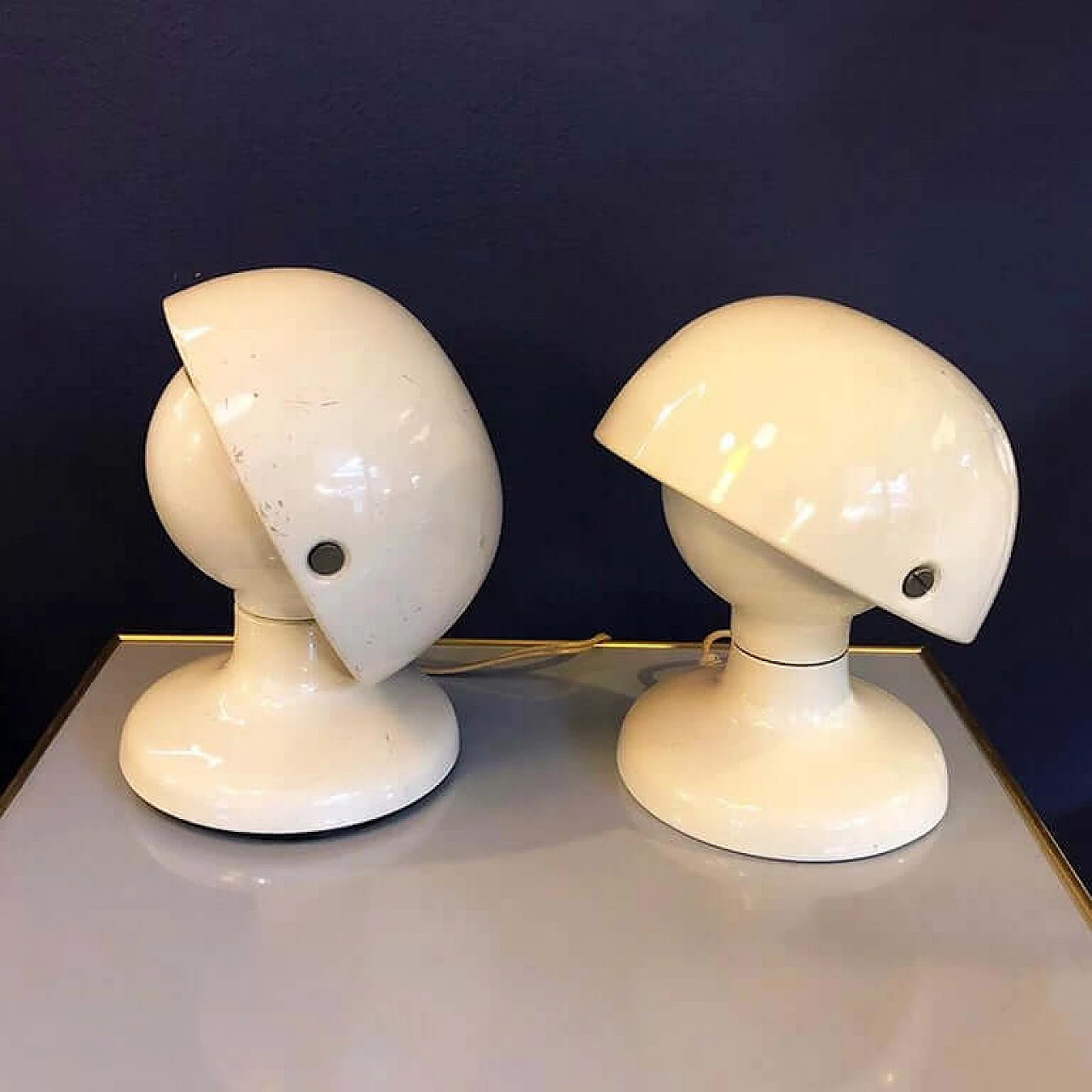 Italian white metal table lamps Jucker, by Tobia Scarpa for Flos, 1963 1085381