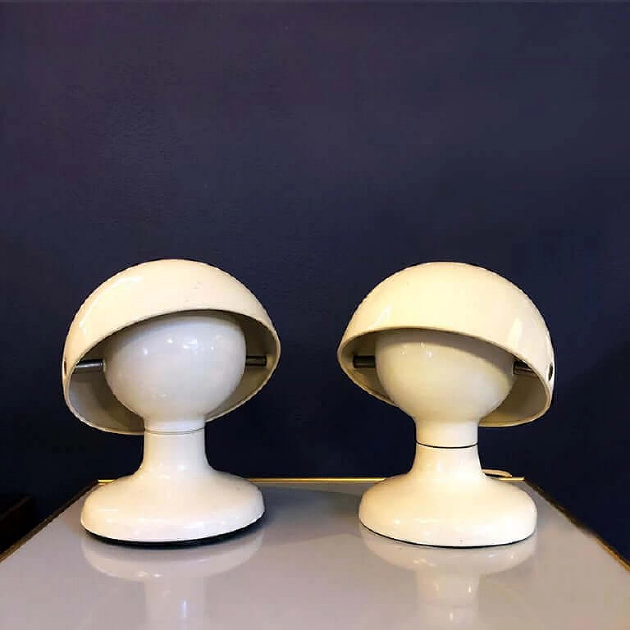 Italian white metal table lamps Jucker, by Tobia Scarpa for Flos, 1963 1085386