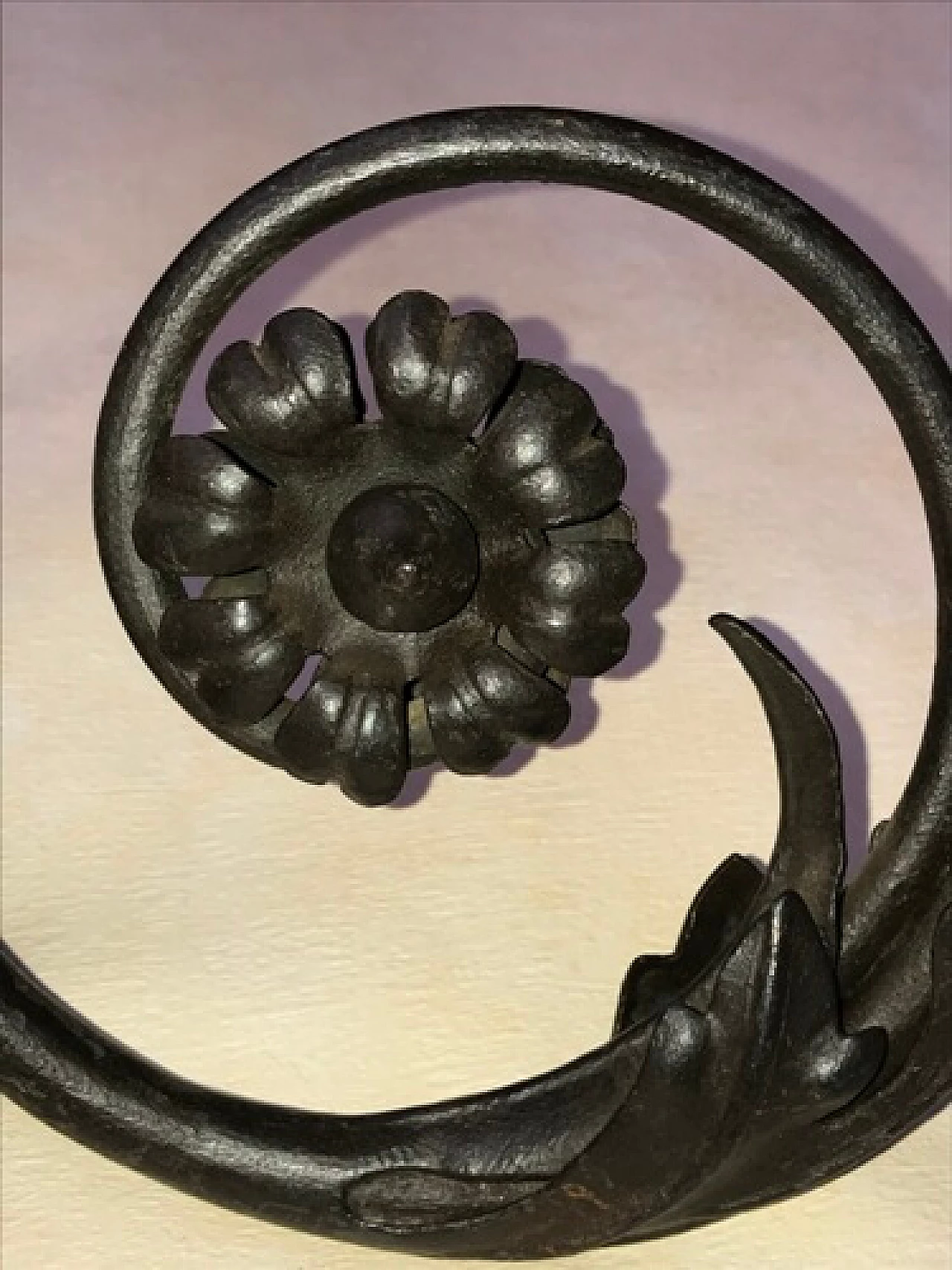 Flower wall sconce with two arms, 30s 1085572