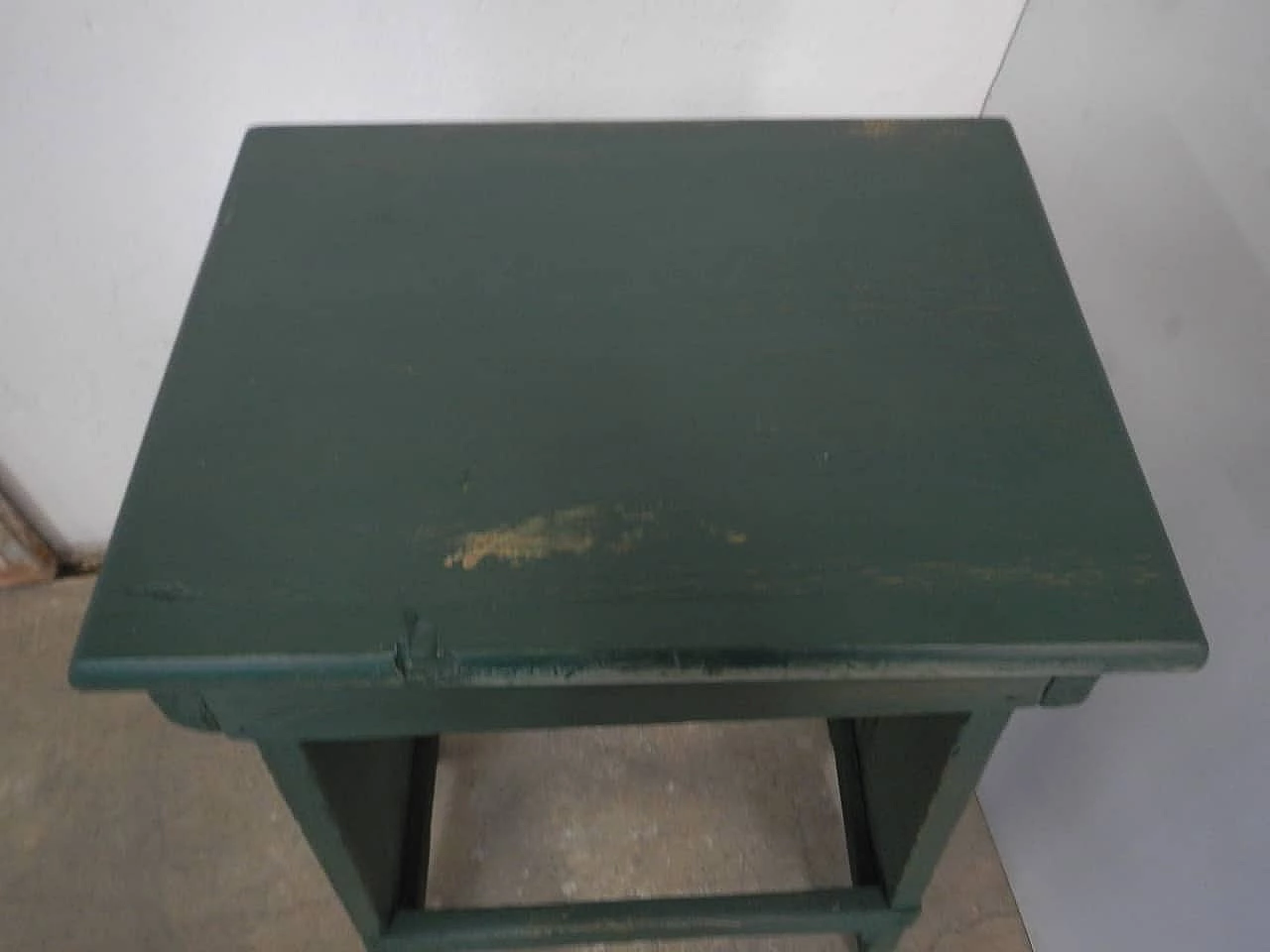 Green wooden stool, industrial, 50s 1086606
