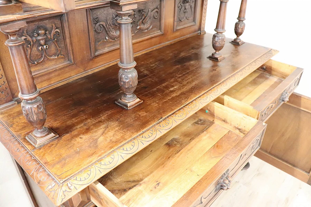 Coppia di credenze neo rinascimentali in noce scolpito sec. XIX 1086923