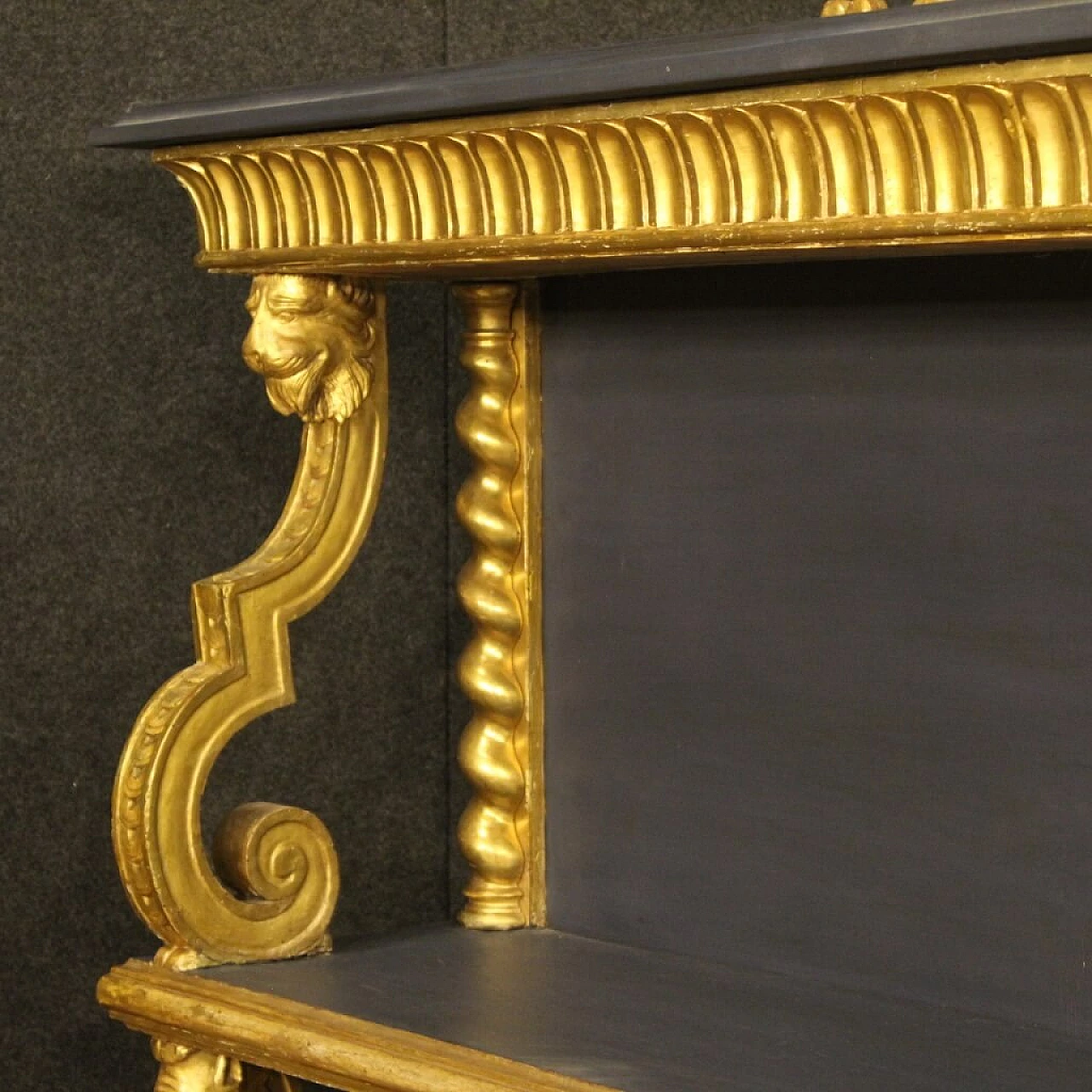 Etagere francese in legno dorato e dipinto 1087582