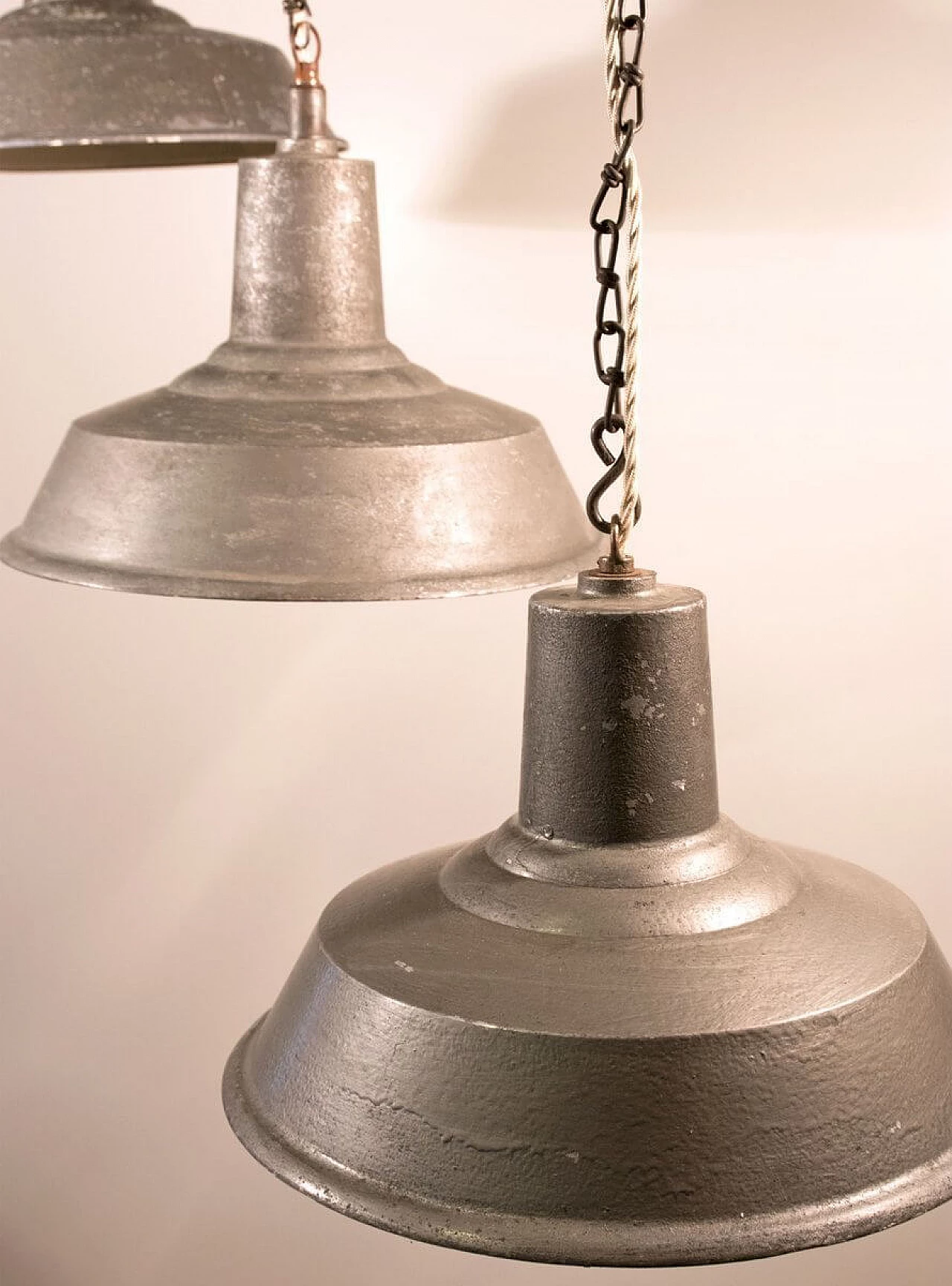 3 Italian cast iron industrial ceiling lamps, 1930s 1088599