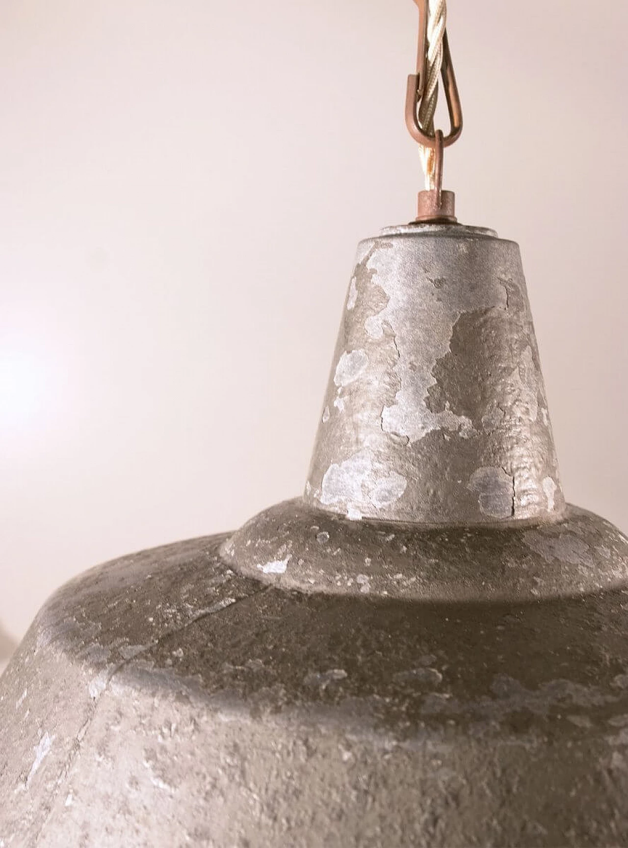 3 Lampade da soffitto industriali italiane in ghisa, anni '30 1088600