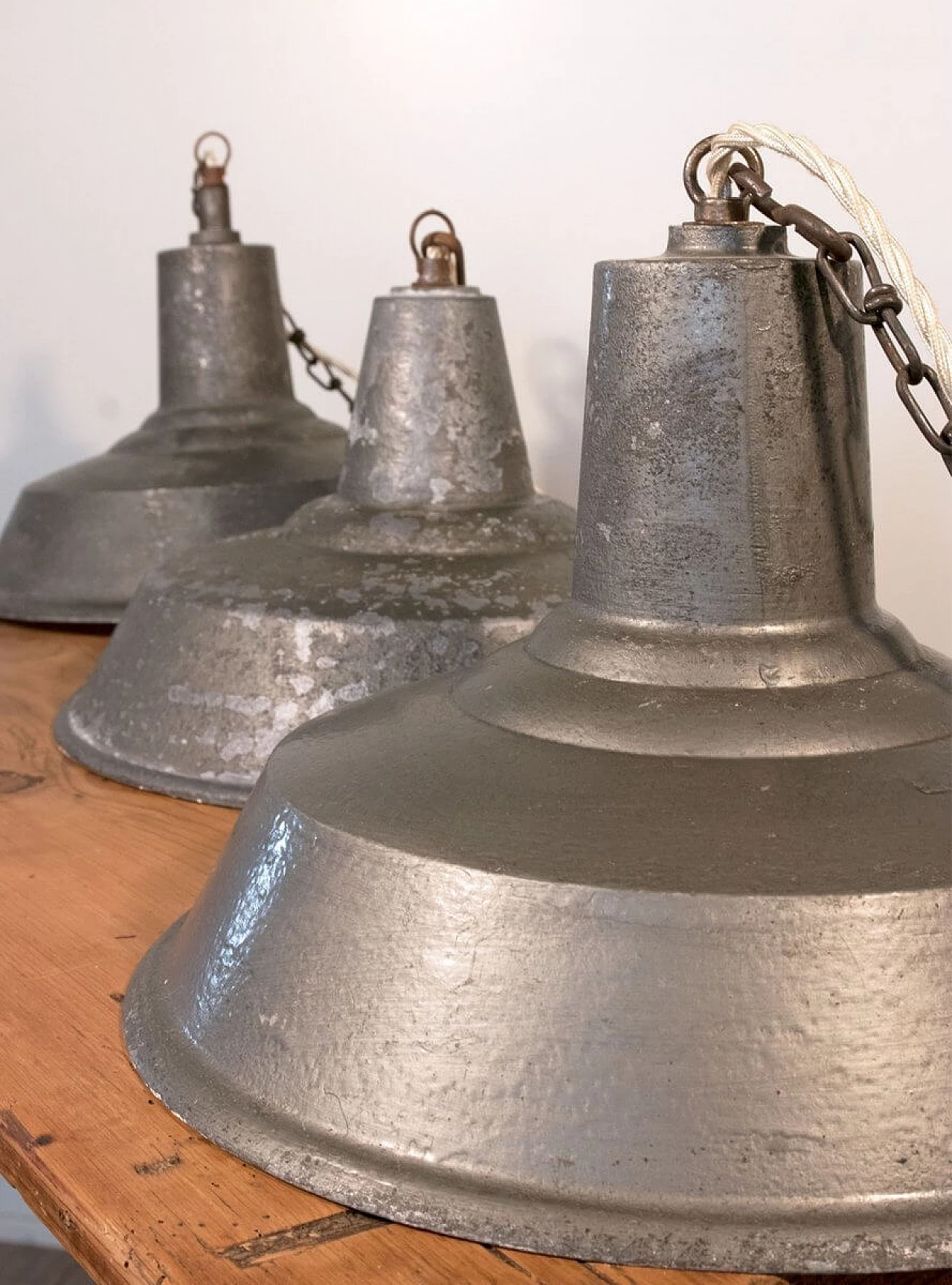 3 Italian cast iron industrial ceiling lamps, 1930s 1088601