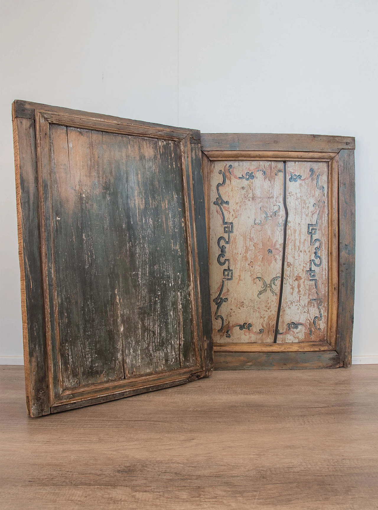 Pair of XVIII century panels 1088807