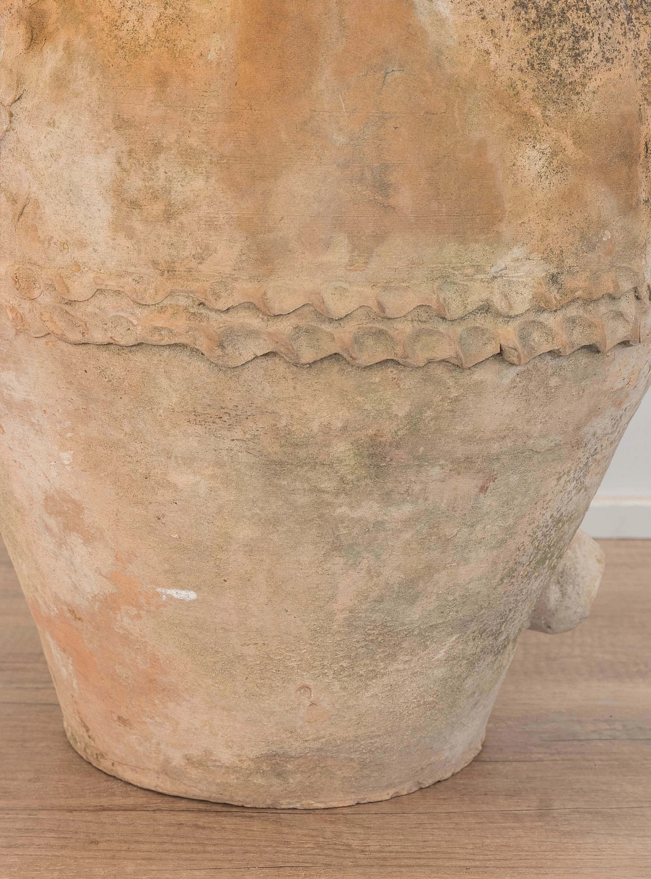 Ancient terracotta Apulian vase, 19th century 1088902