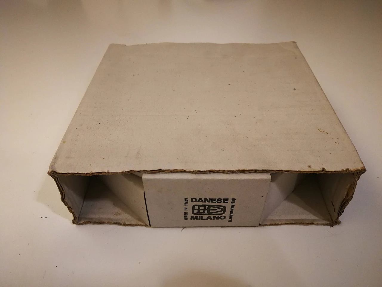 Posacenere bianco Barbados, di Angelo Mangiarotti per Danese, medio 1089176