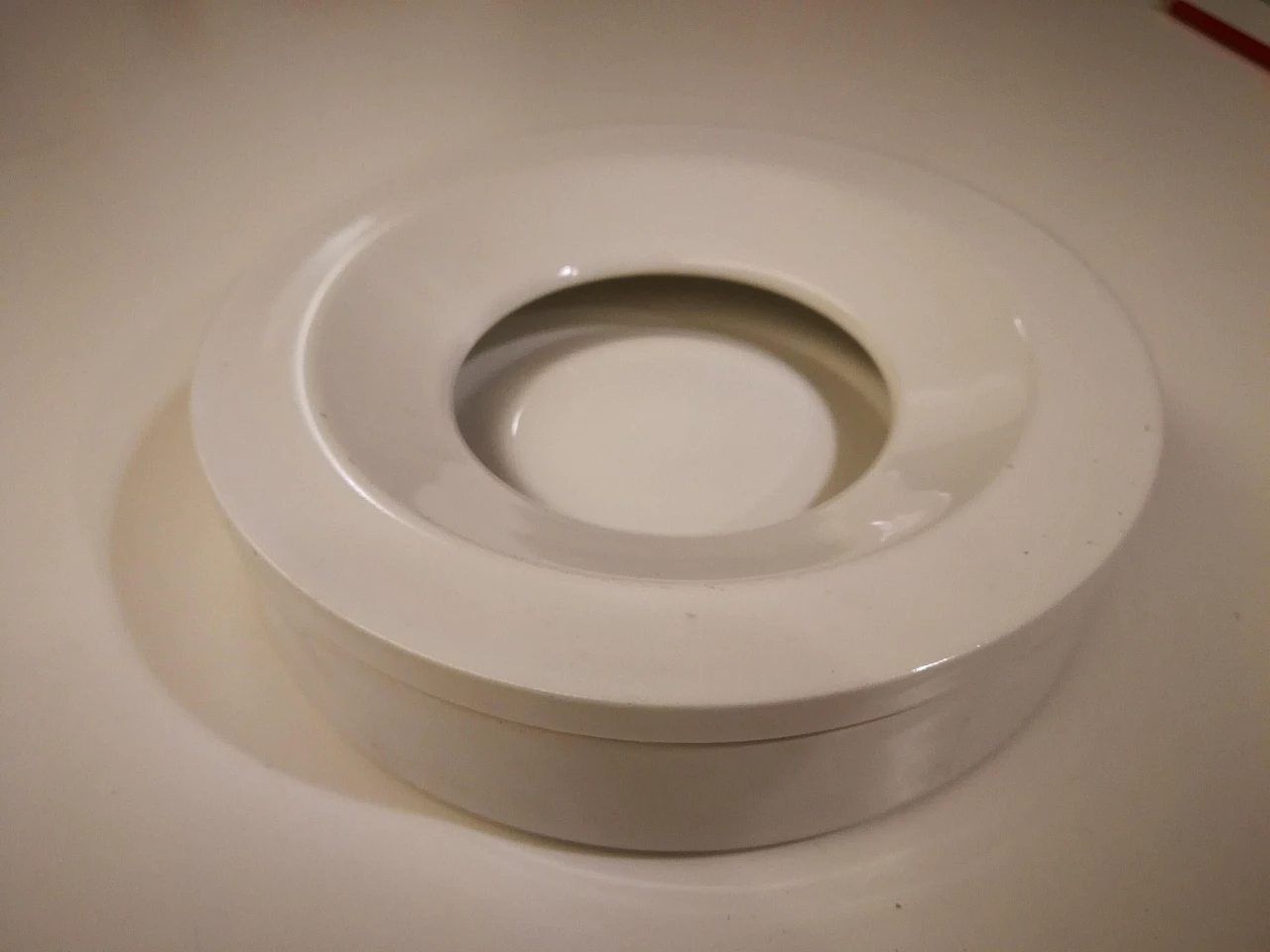 Posacenere bianco Barbados, di Angelo Mangiarotti per Danese, medio 1089180