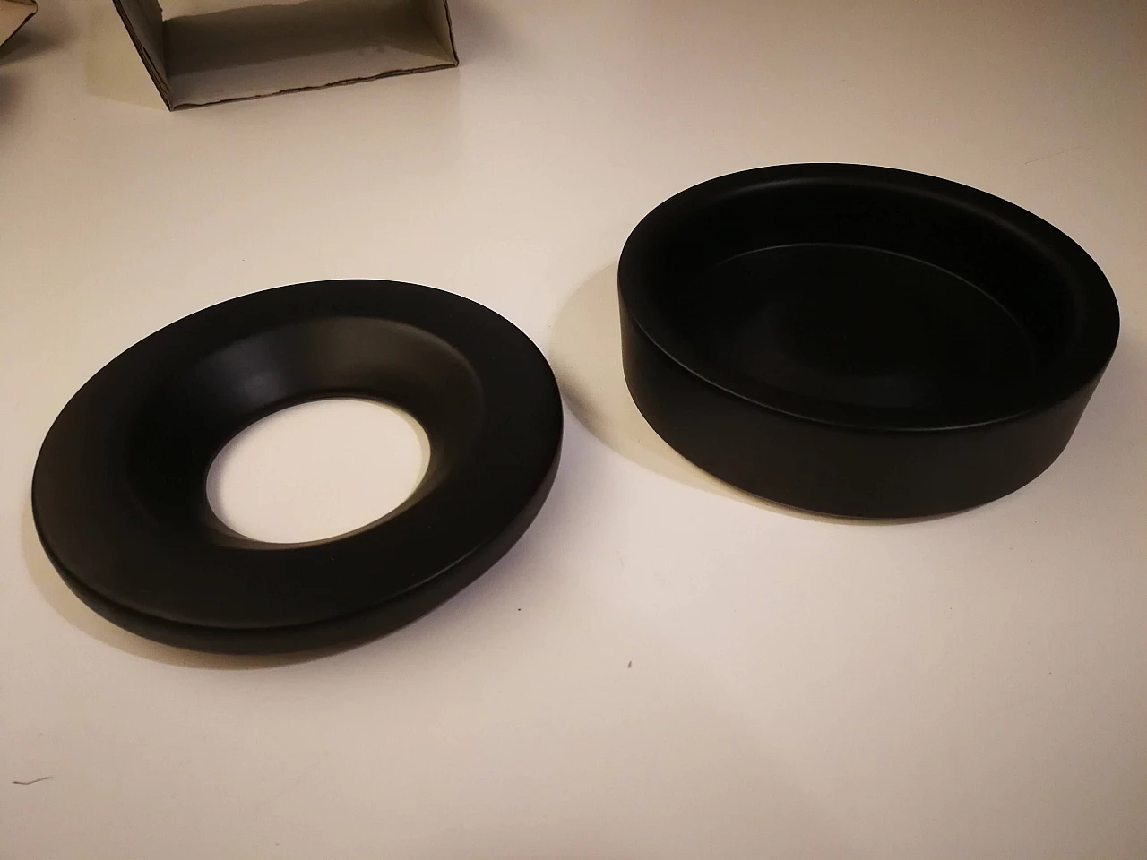 minimalchicPosacenere nero Barbados, di Angelo Mangiarotti per Danese, piccolo 1089190