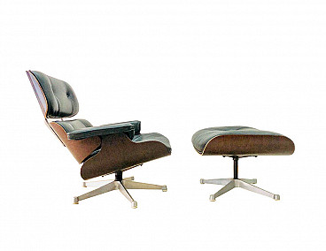 Poltrona e poggiapiedi Lounge Chair,  Charles e Ray Eames per Vitra, anni '80