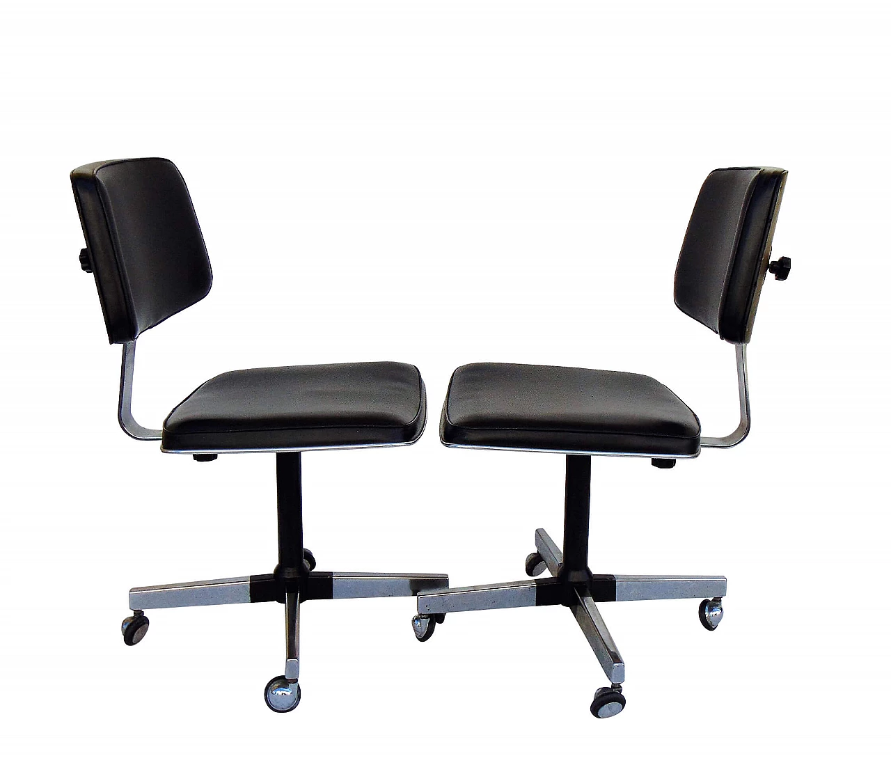 Pair of office chairs, 1960s 1089674