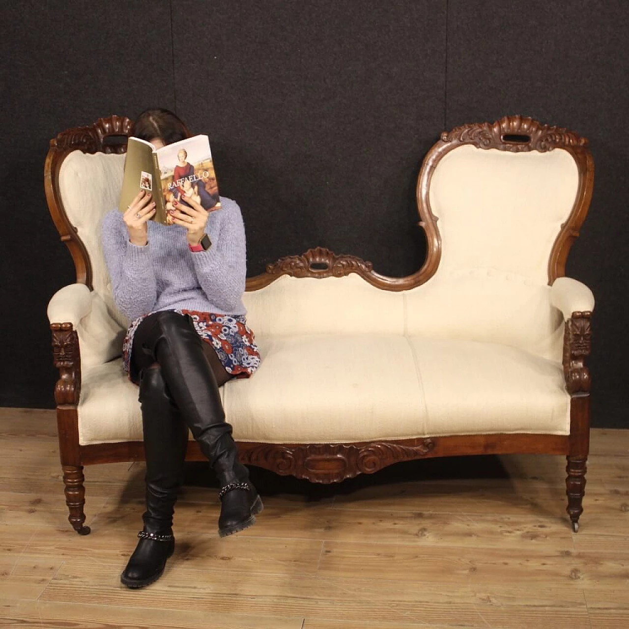 Divano in noce e tessuto con rotelle, fine '800 1090599