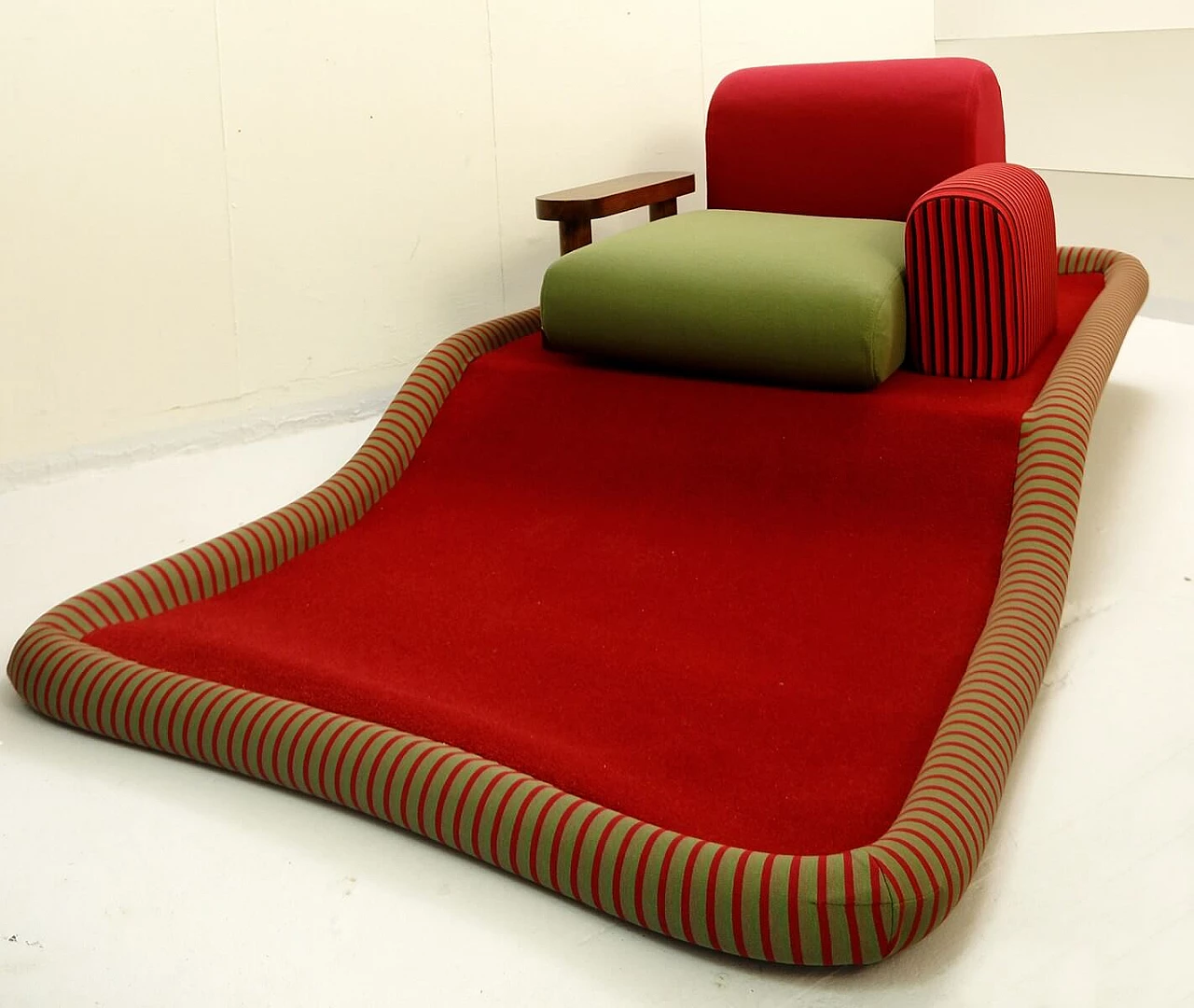 Flying Carpet Armchair By Ettore Sottsass, 1972 1091077