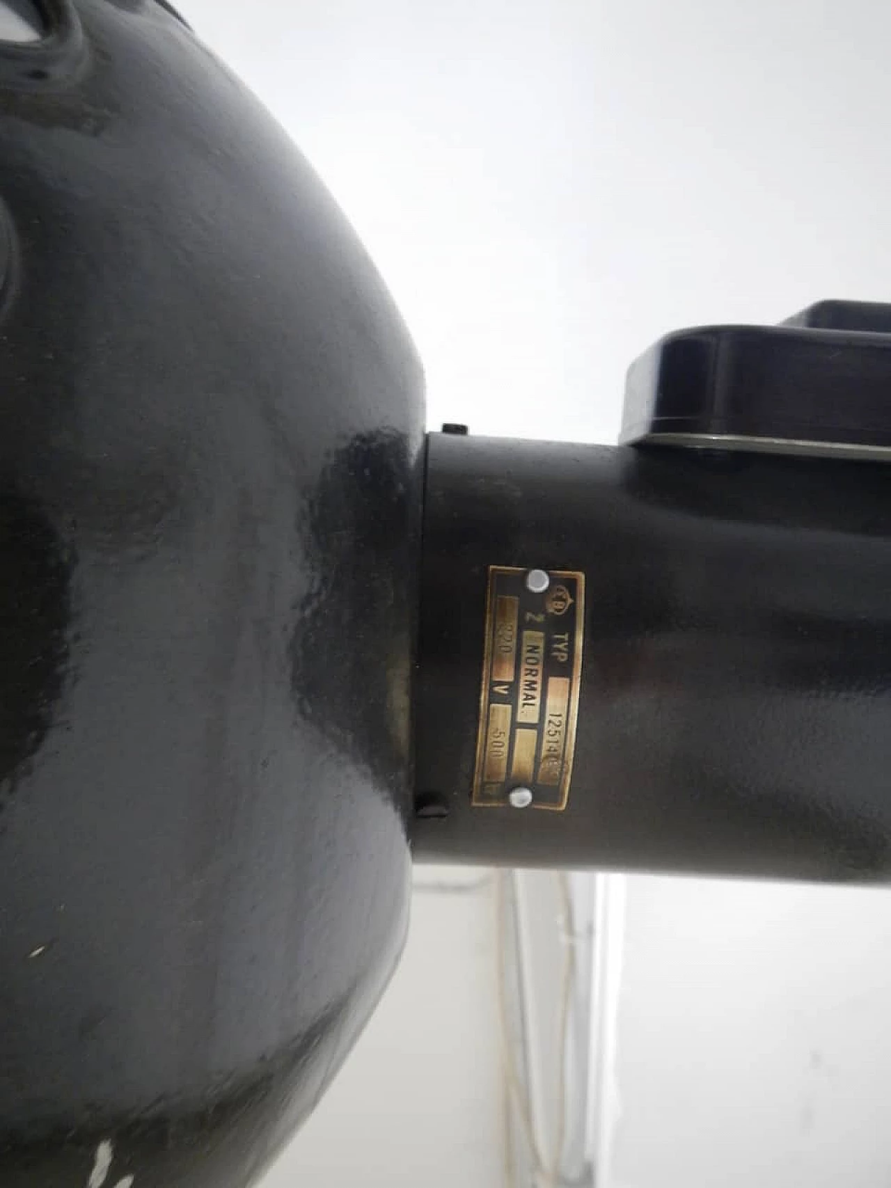 Lampada industriale con treppiede, anni '50 1091691