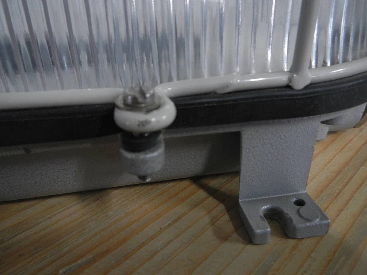 Wall industrial lamp in turtle shaped metal, 80s 1091748