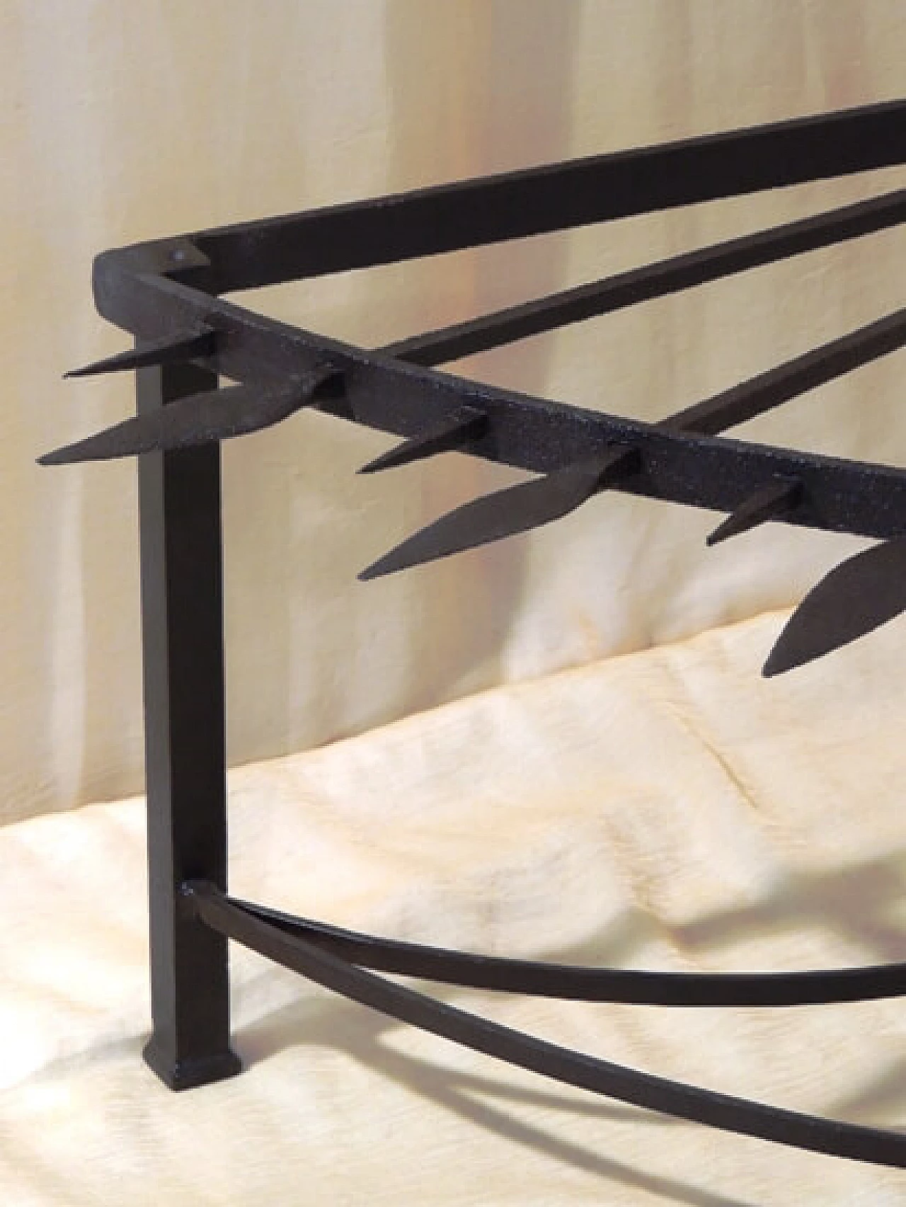 Wrought iron coffee table created with a 19th century Milanese divider 1091805