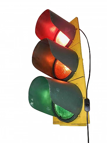 Vintage Italian traffic light, 1980s