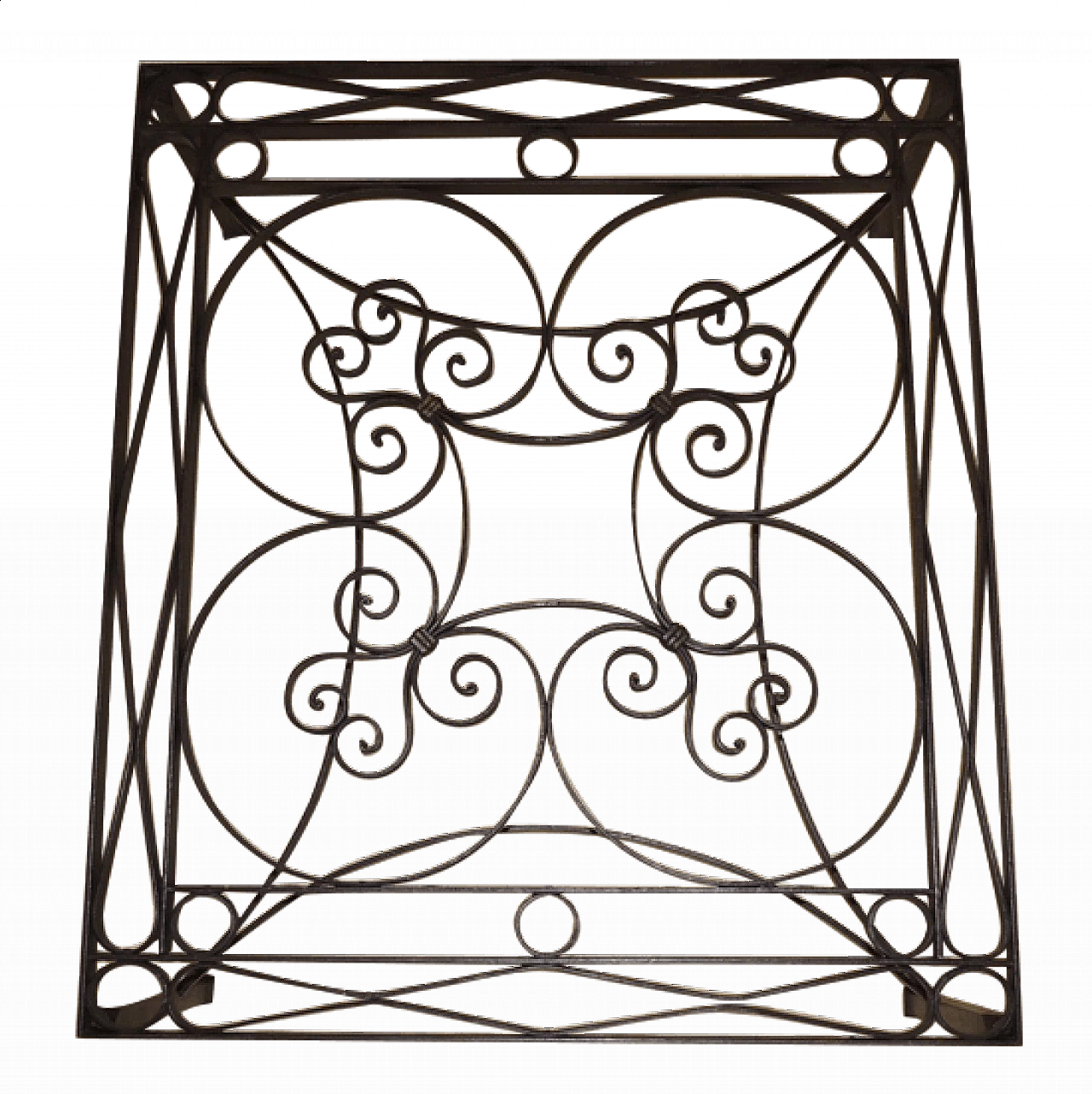 Coffee table created using a 19th century gate 1091852