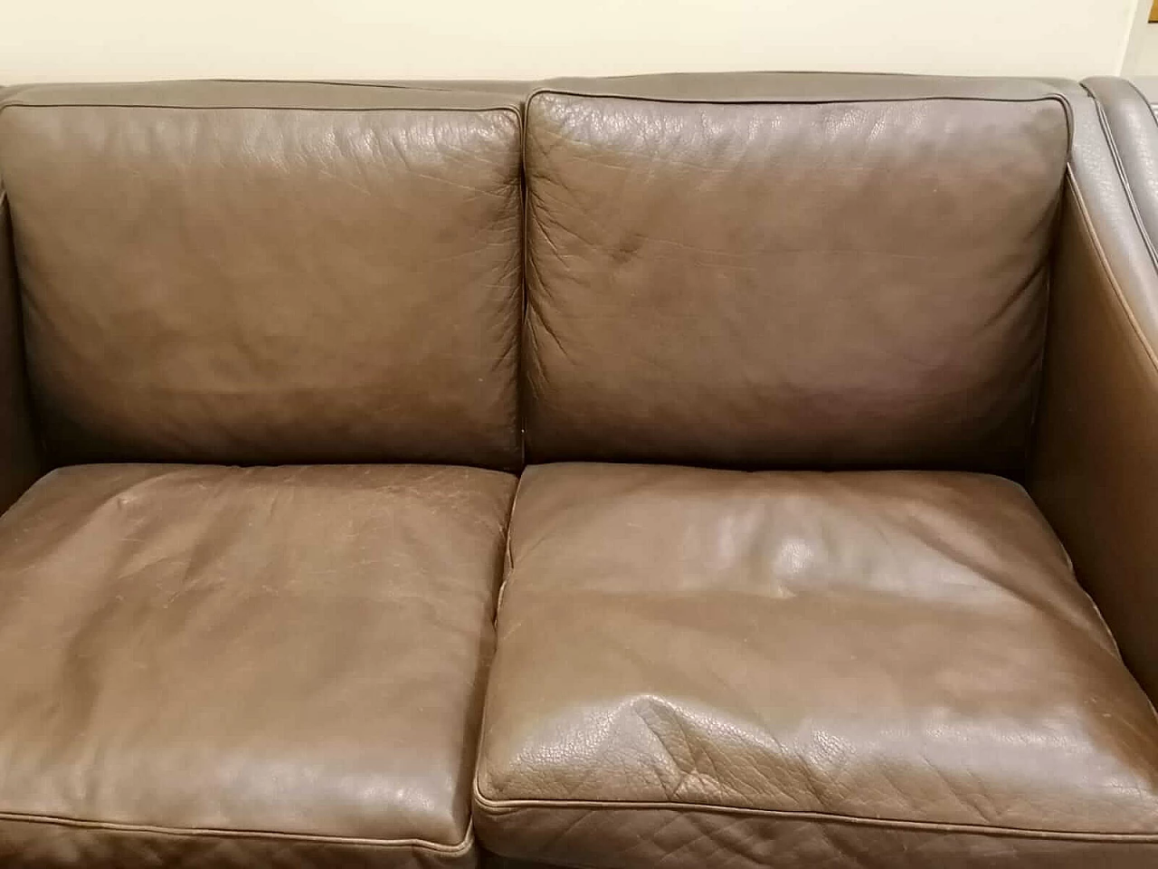 Danish leather sofa from the Stouby company, 1960s 1091890