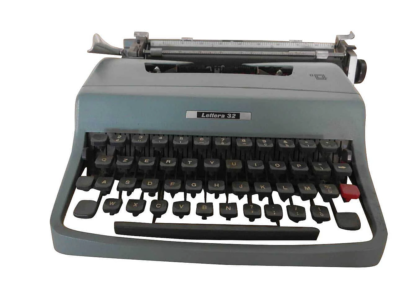 Olivetti Typewriter Letter 32, 70s 1091926