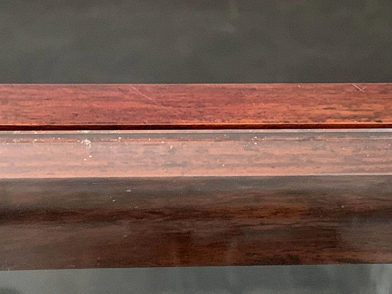 Vetrina angolare in vetro e palissandro, anni '60 1093009