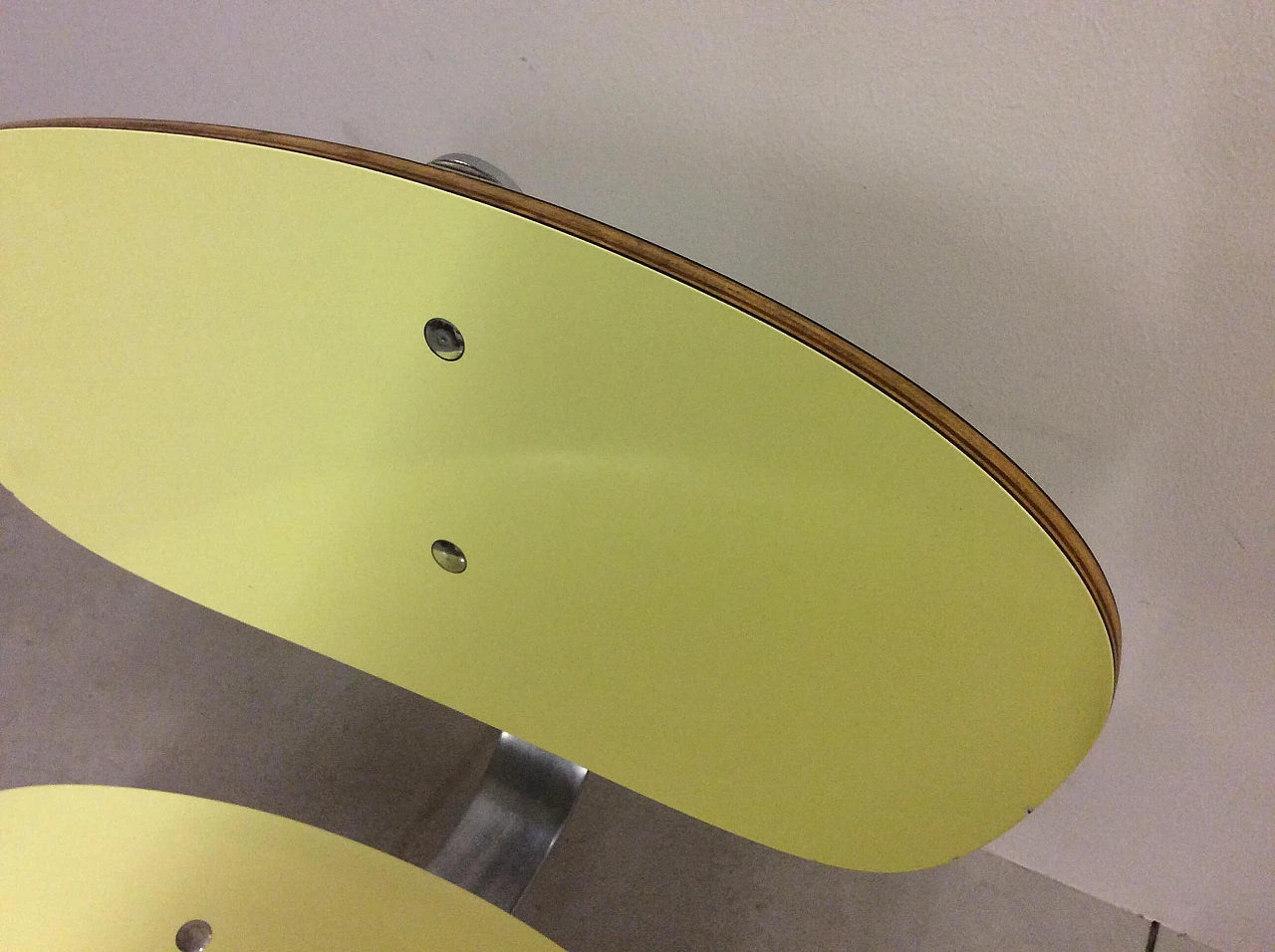 4 Chairs in yellow formica and steel, 60s 1094749