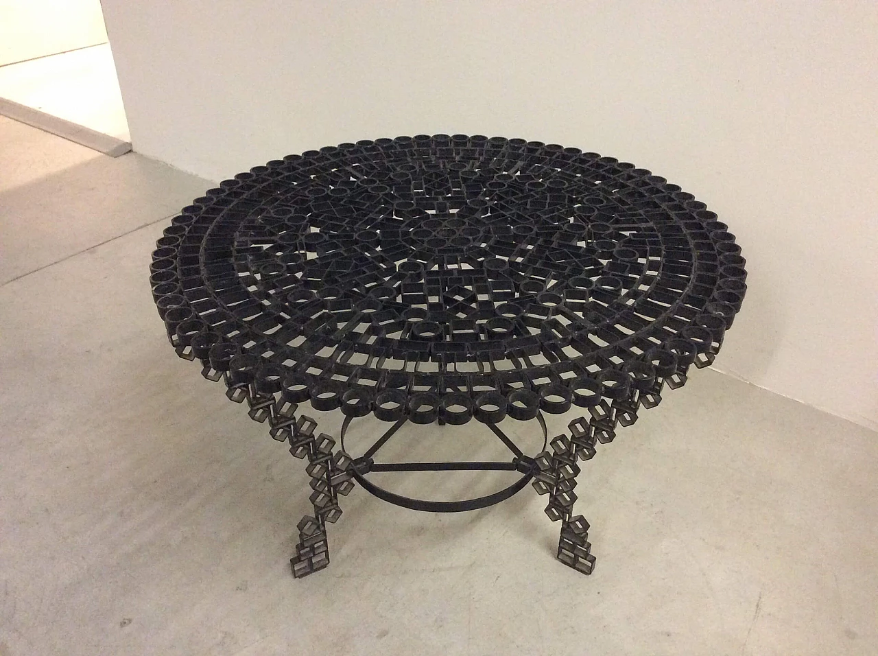 Brutalist coffee table, 1970s 1094801