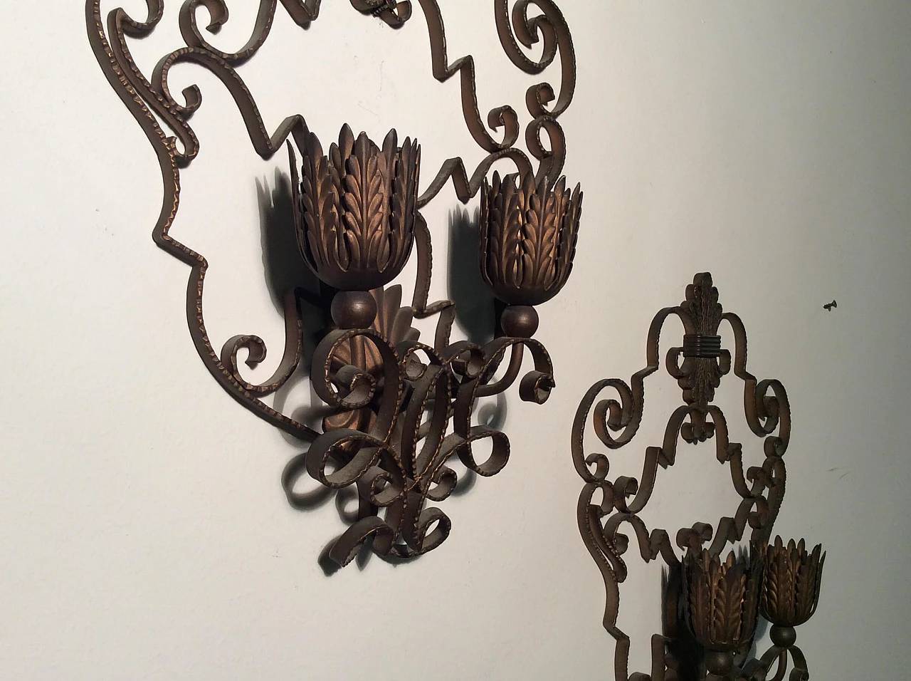 Pair of iron apliques, 1940s 1095055
